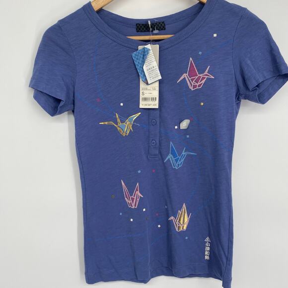 Uniqlo Tee Women’s Small Paper Crane Print Cotton Blue & Metallic Asian Inspired - Picture 1 of 8